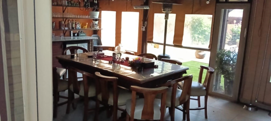 4 Bedroom Property for Sale in Langenhovenpark Free State